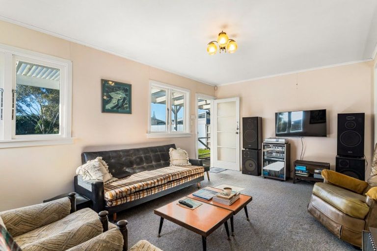Photo of property in 109 Mary Road, Whangamata, 3620