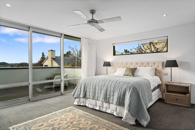 Photo of property in 15 Faulks Terrace, Wanaka, 9305