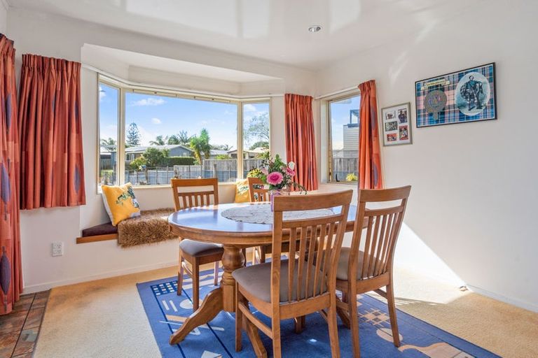 Photo of property in 44 Pine Road, Ngunguru, Whangarei, 0173