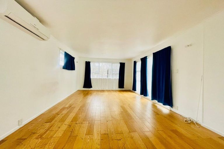 Photo of property in 11a Woodvale Road, Glen Eden, Auckland, 0602