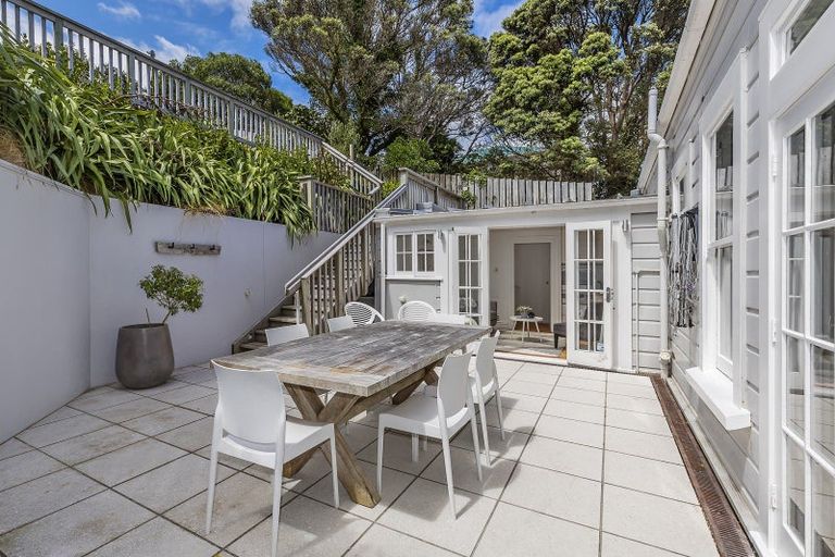 Photo of property in 23 Arawa Road, Hataitai, Wellington, 6021
