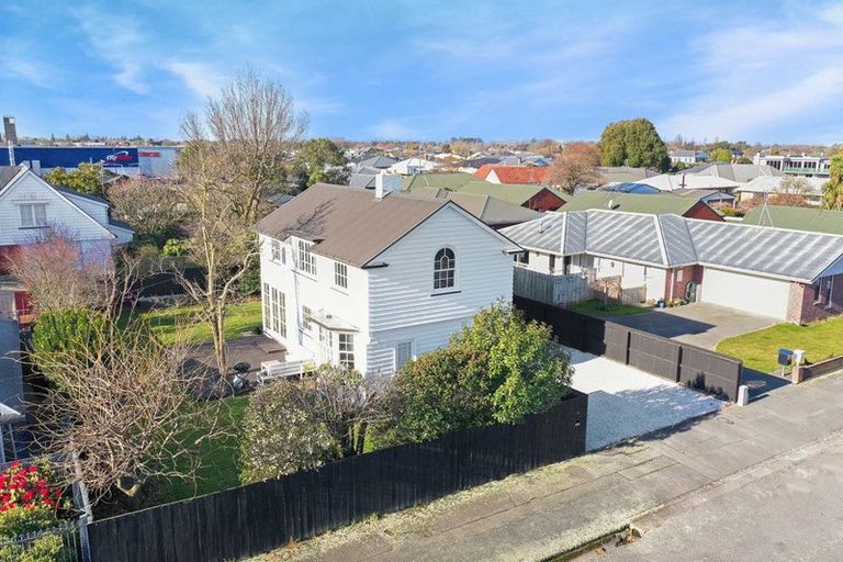 Photo of property in 121 Kermode Street, Ashburton, 7700