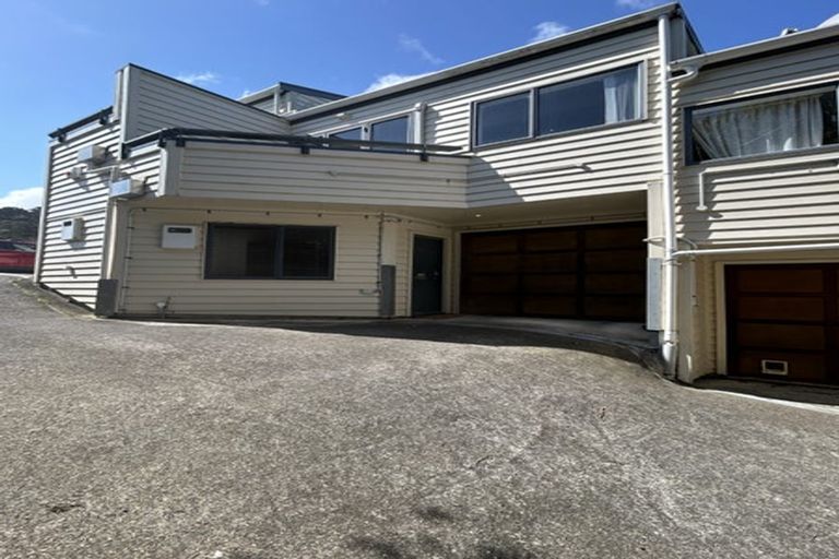 Photo of property in 29 Lawson Place, Mount Victoria, Wellington, 6011