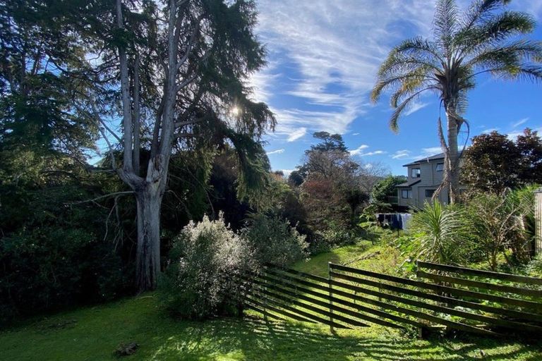 Photo of property in 3/9 Fuchsia Place, Birkdale, Auckland, 0626