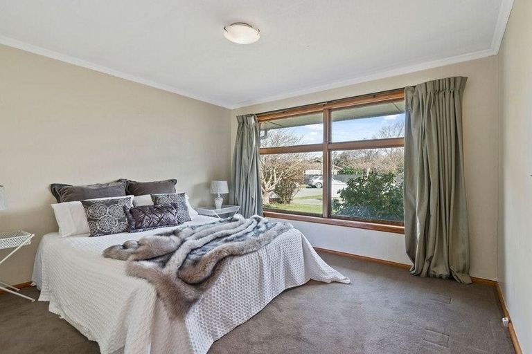 Photo of property in 5 Ketton Place, St Albans, Christchurch, 8052