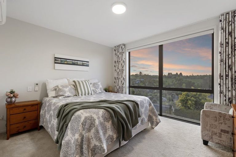 Photo of property in 101 Oteki Park Drive, Welcome Bay, Tauranga, 3112