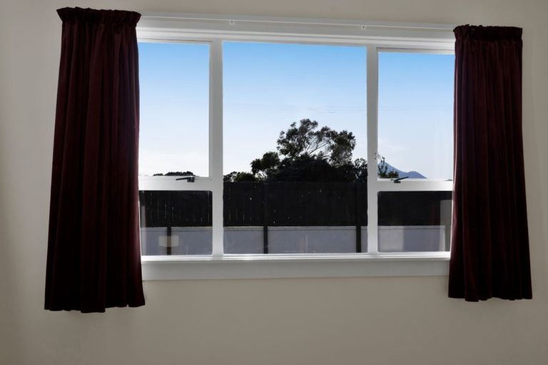 Photo of property in 62 Gisborne Terrace, Opunake, 4616