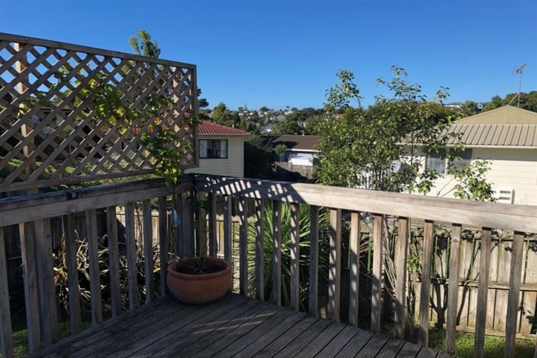 Photo of property in 12a Maywood Crescent, Glen Eden, Auckland, 0602