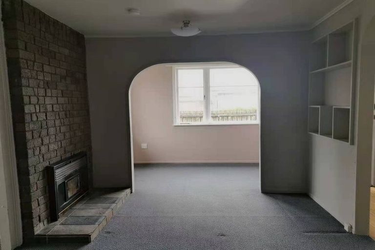 Photo of property in 39 Garelja Road, Henderson, Auckland, 0612