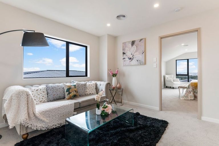 Photo of property in 14 Glann Lane, Flat Bush, 2019