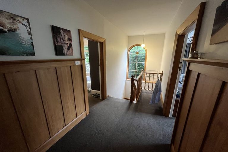 Photo of property in 24 Valley Road, Cashmere, Christchurch, 8022