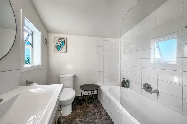 Photo of property in 20 Shrimpton Road, Haumoana, 4102
