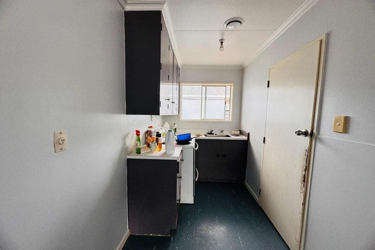 Photo of property in 3/299 Ruahine Street, Terrace End, Palmerston North, 4410