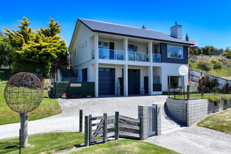 Photo of property in 13 Tekapo-twizel Road, Lake Tekapo, 7999