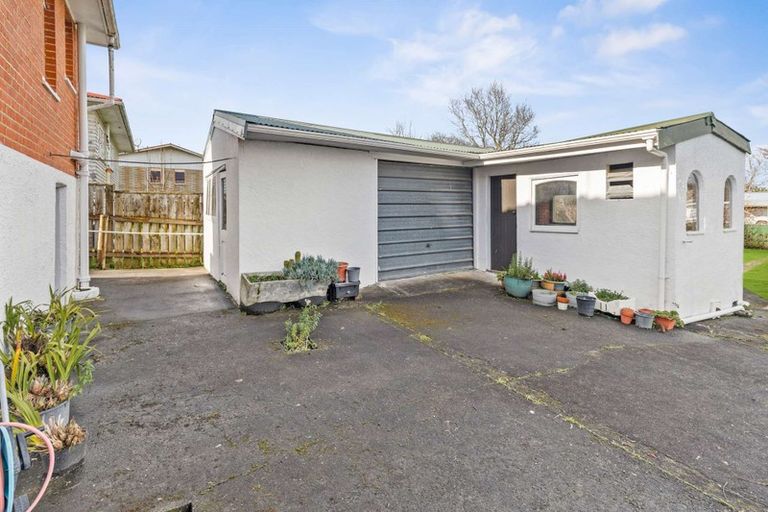 Photo of property in 27 Graham Street, Levin, 5510