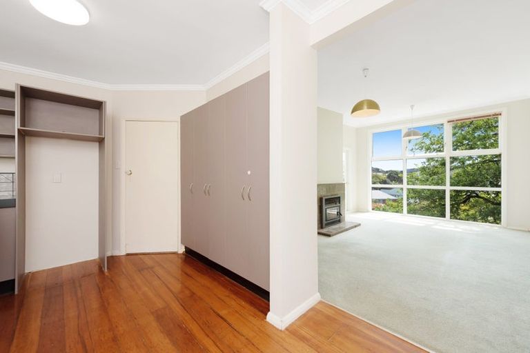 Photo of property in 4 Cardrona Way, Karori, Wellington, 6012