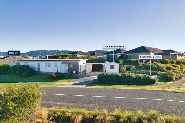 Photo of property in 16 Parklands Avenue, Mangawhai Heads, Mangawhai, 0505
