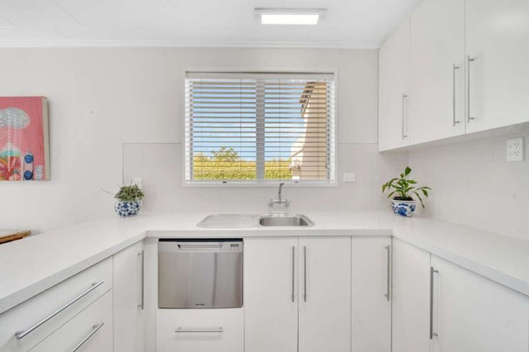 Photo of property in 9a Stuart Street, Holmes Hill, Oamaru, 9401