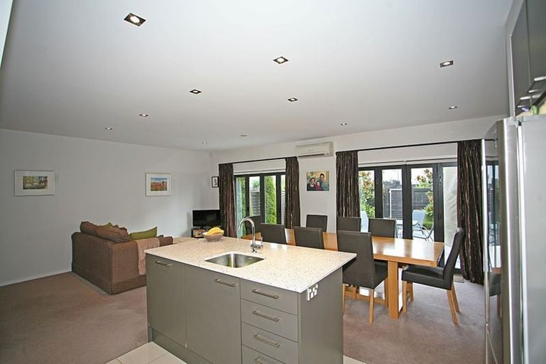 Photo of property in 16 Country Club Terrace, Northwood, Christchurch, 8051