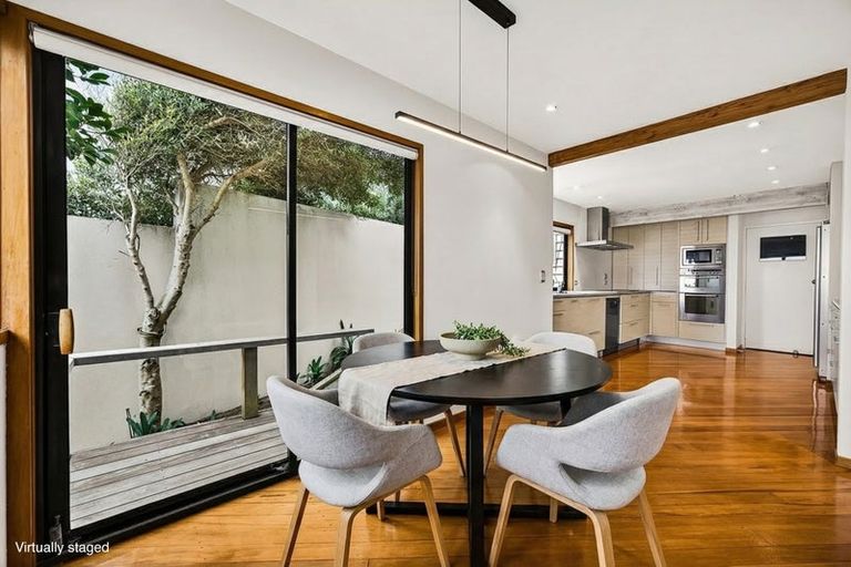 Photo of property in 24 Whitby Crescent, Mairangi Bay, Auckland, 0630
