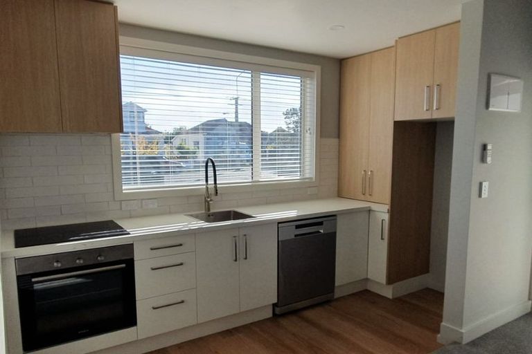 Photo of property in 3/528 Hereford Street, Linwood, Christchurch, 8011