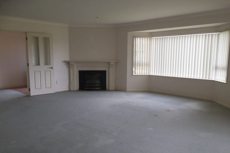 Photo of property in 2 Terry Lane, Paraparaumu Beach, Paraparaumu, 5032