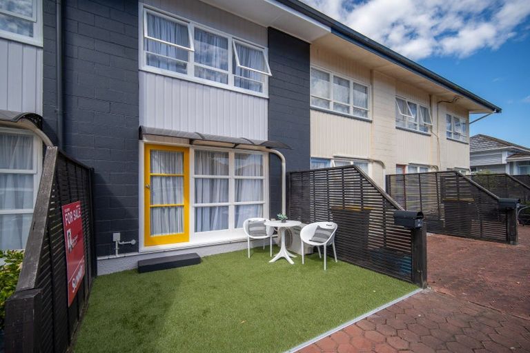 Photo of property in 5 Tasman Street, The Wood, Nelson, 7010