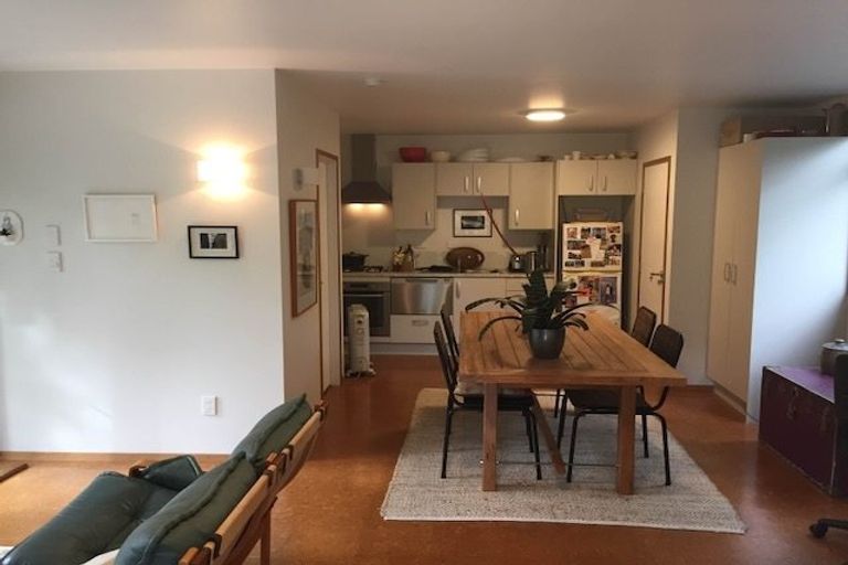Photo of property in 46 Braemar Road, Castor Bay, Auckland, 0620