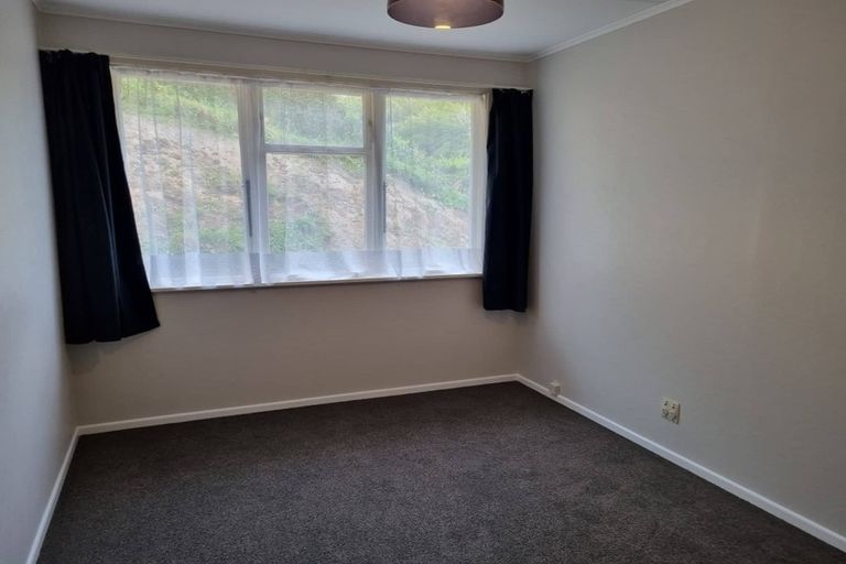 Photo of property in 92 Ironside Road, Johnsonville, Wellington, 6037