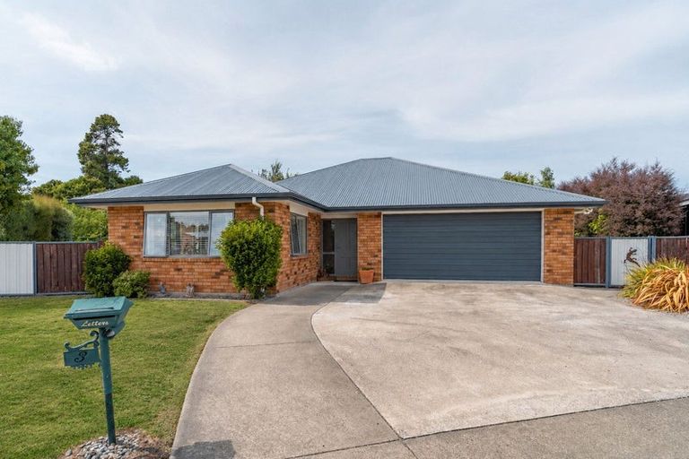 Photo of property in 3 Gimson Street, Solway, Masterton, 5810