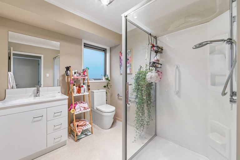 Photo of property in 5 Royalist Avenue, North New Brighton, Christchurch, 8083
