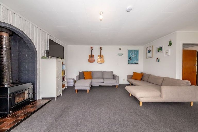 Photo of property in 25 Ngahue Crescent, Carters Beach, Westport, 7825