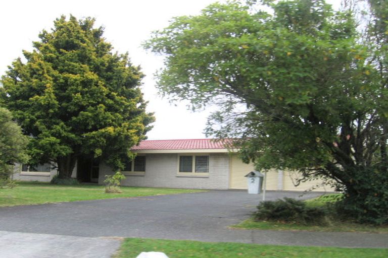 Photo of property in 2 Gebbie Road, Taradale, Napier, 4112