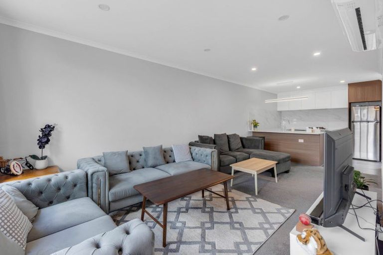 Photo of property in 8/16 Molesworth Street, Taita, Lower Hutt, 5011