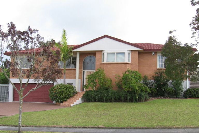 Photo of property in 1 Princess Maria Place, Massey, Auckland, 0614