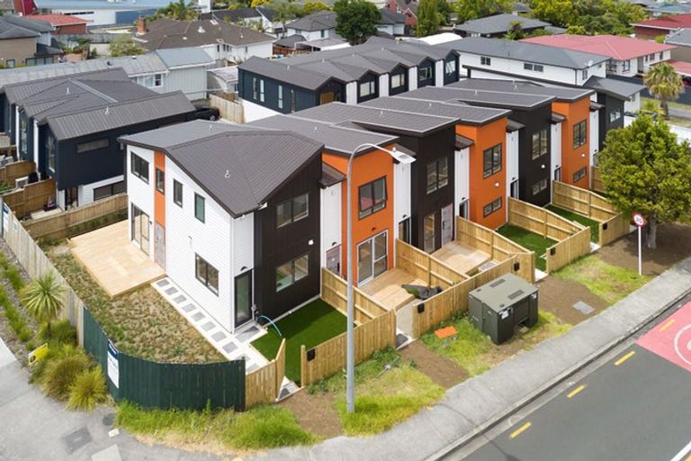 Photo of property in 85 Jaemont Avenue, Te Atatu South, Auckland, 0610