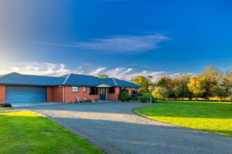 Photo of property in 11 Hunt Street, Waimate, 7978