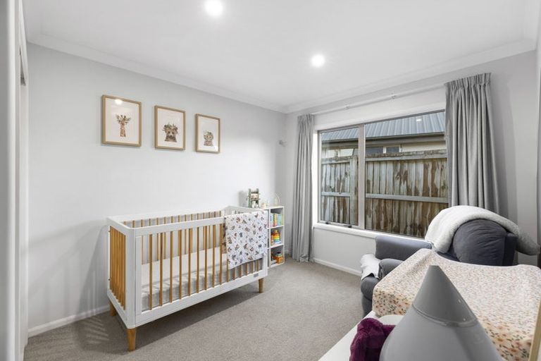 Photo of property in 64 Wattle Drive, New Brighton, Christchurch, 8083