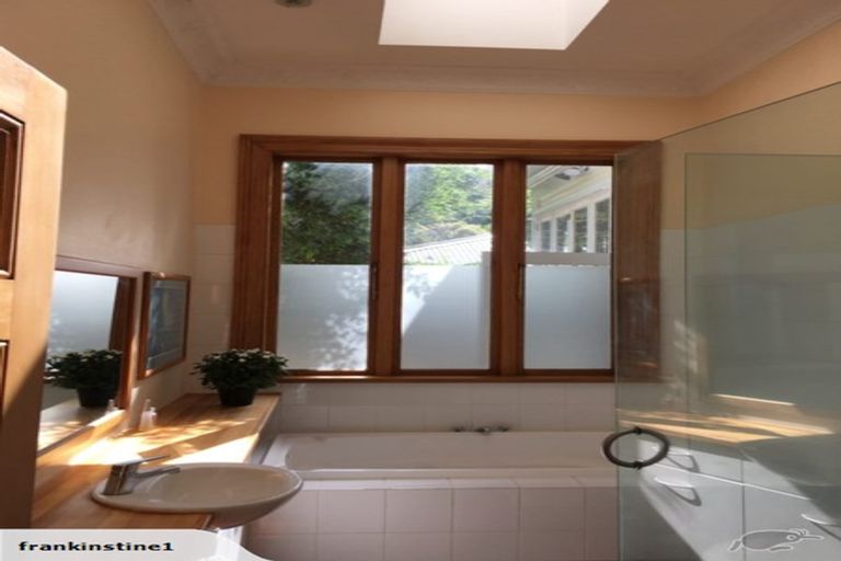 Photo of property in 133 Eden Street, Island Bay, Wellington, 6023