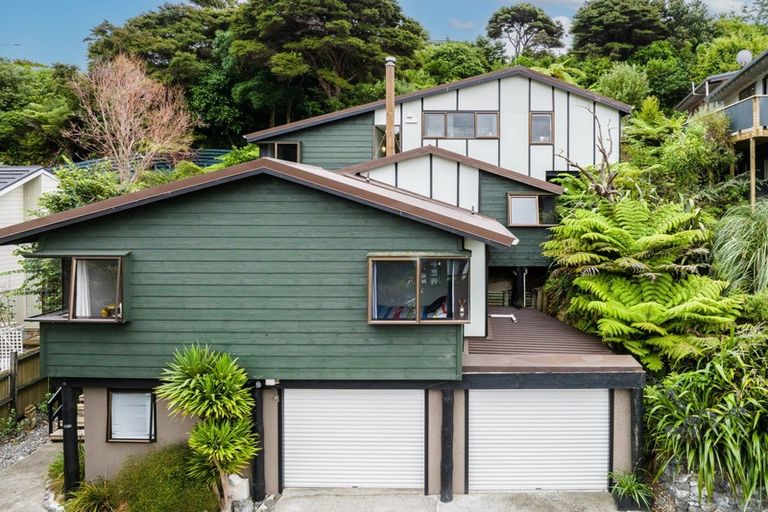 Photo of property in 4 Mizzen Place, Whitby, Porirua, 5024