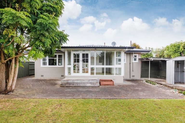 Photo of property in 28 Sheffield Street, Awapuni, Palmerston North, 4412