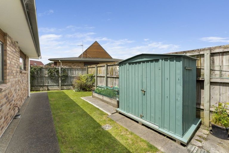 Photo of property in Rangeview Villas, 38/9 Fuller Close, Levin, 5510