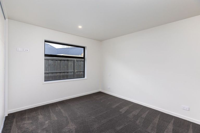 Photo of property in 28 Angus Place, Rangiora, 7400
