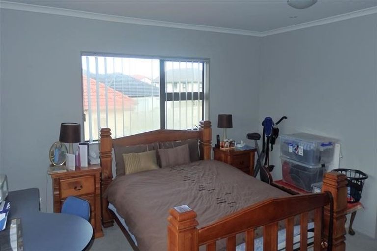 Photo of property in 13 Kokako Rise, Papakura, 2110