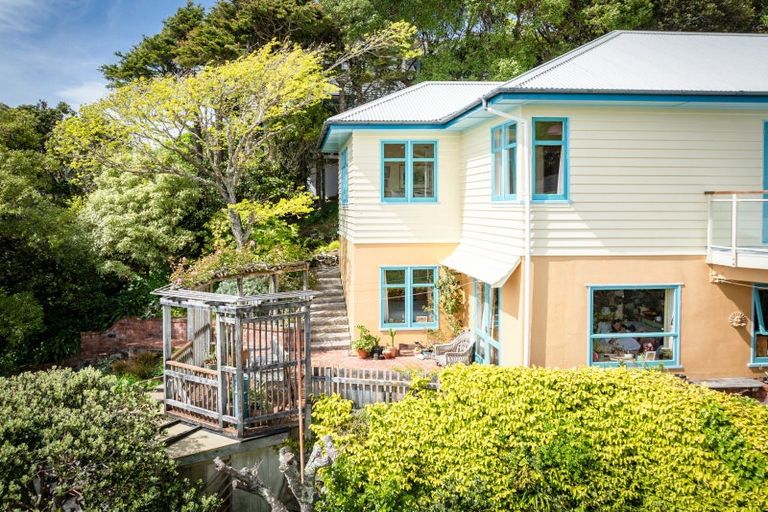 Photo of property in 15 Thane Road, Roseneath, Wellington, 6011