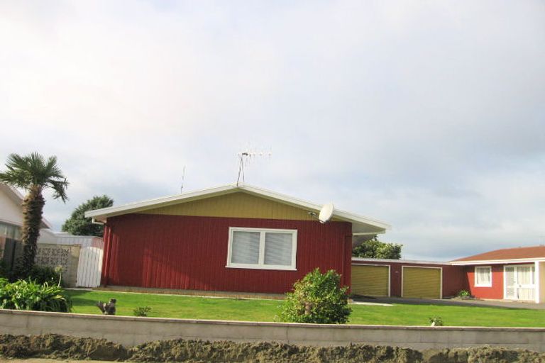 Photo of property in 4/14 Norwich Crescent, Tamatea, Napier, 4112