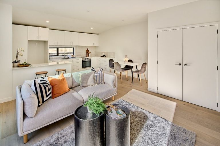 Photo of property in 323 Riverside Drive, Waterloo, Lower Hutt, 5011