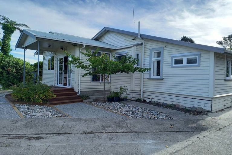 Photo of property in 75 Peel Street, Westport, 7825