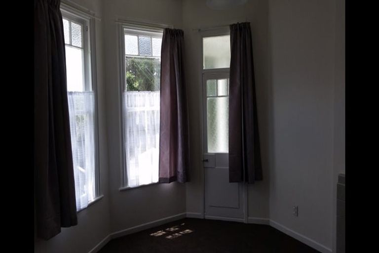 Photo of property in 25 Hall Street, Newtown, Wellington, 6021