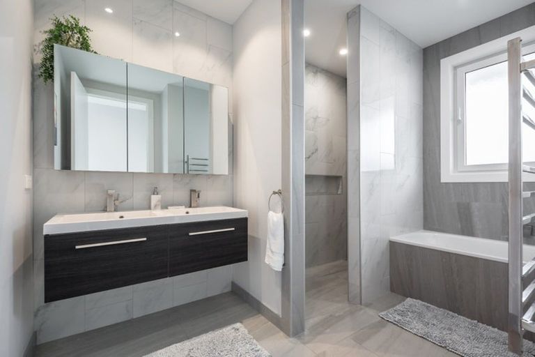 Photo of property in 1 Moemoea Place, Cambridge, 3434